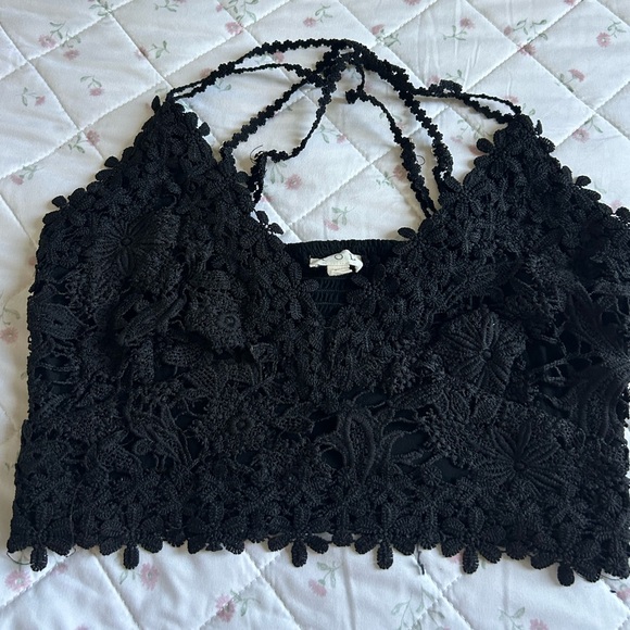 POL Elegant Black Lace Top - Picture 3 of 10